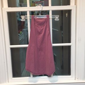 A pinkish Lululemon tank top.